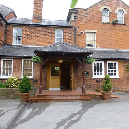 Waterloo Hotel Crowthorne Eksteriør billede