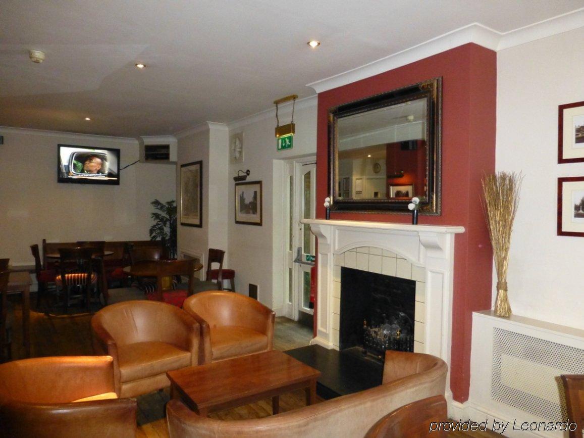 Waterloo Hotel Crowthorne Eksteriør billede