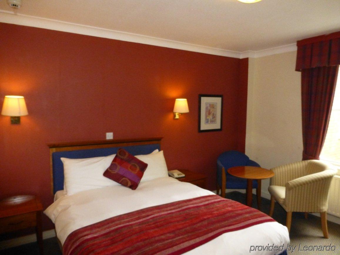 Waterloo Hotel Crowthorne Eksteriør billede